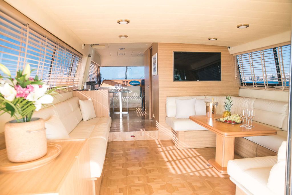 TEMPTATION - Boat Images