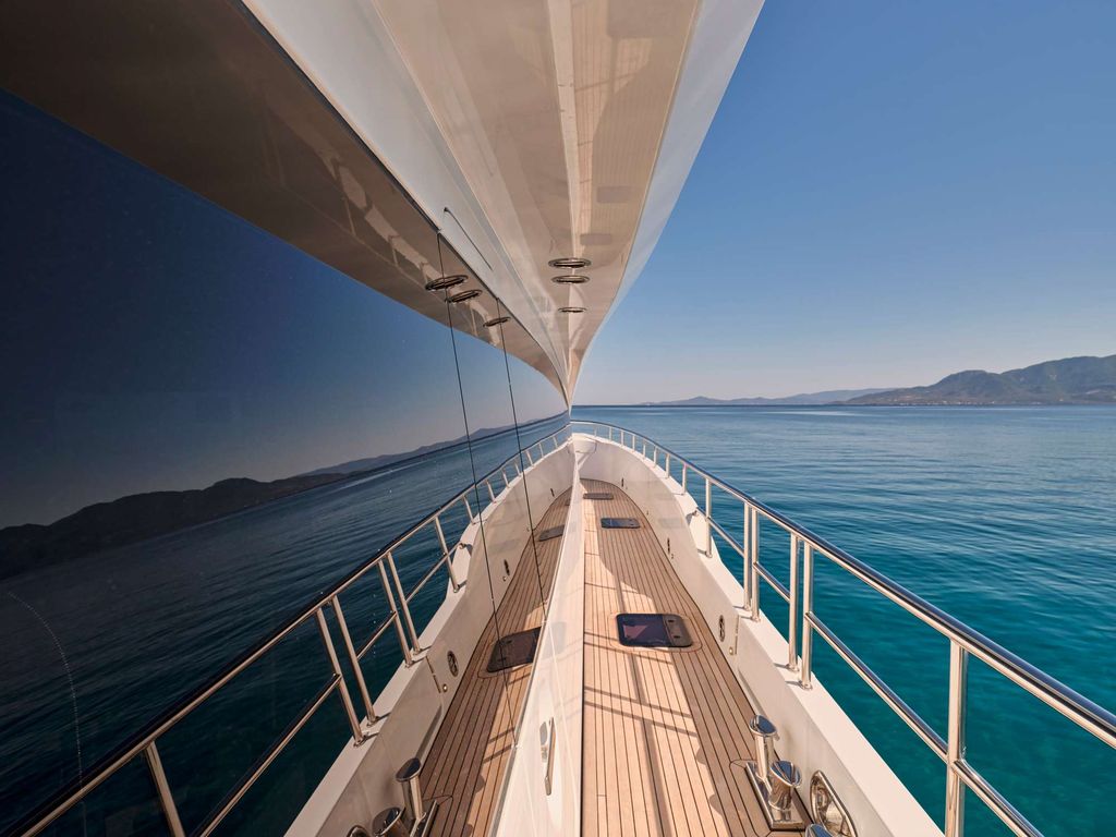 SAMARA - Boat Images