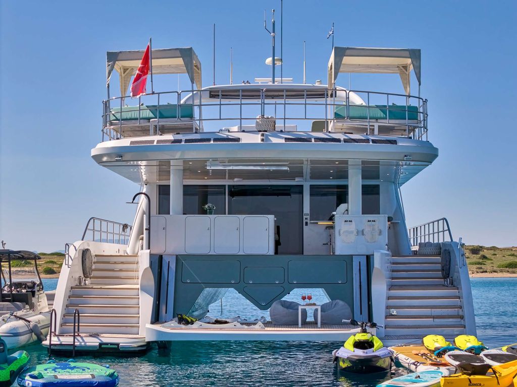 SAMARA - Boat Images