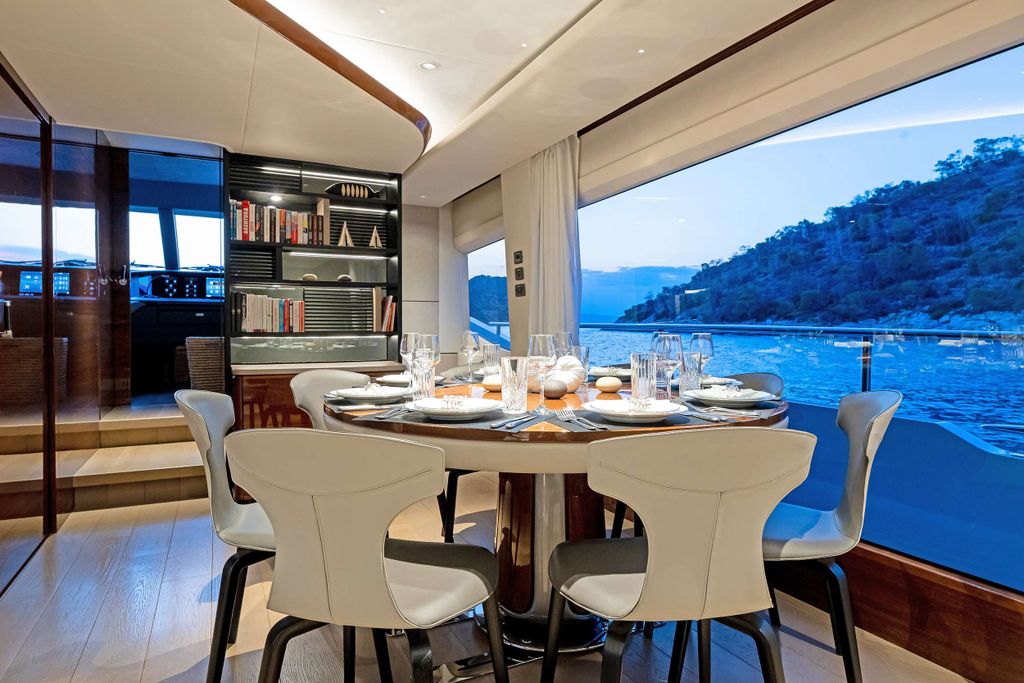 VISTA - Boat Images