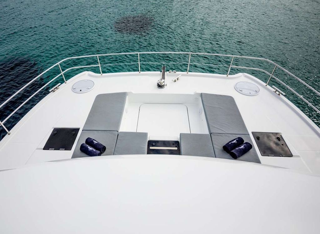 ENDLESS BEAUTY - Boat Images