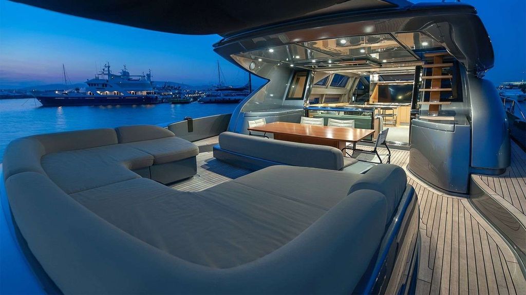 WHATEVER - Boat Images