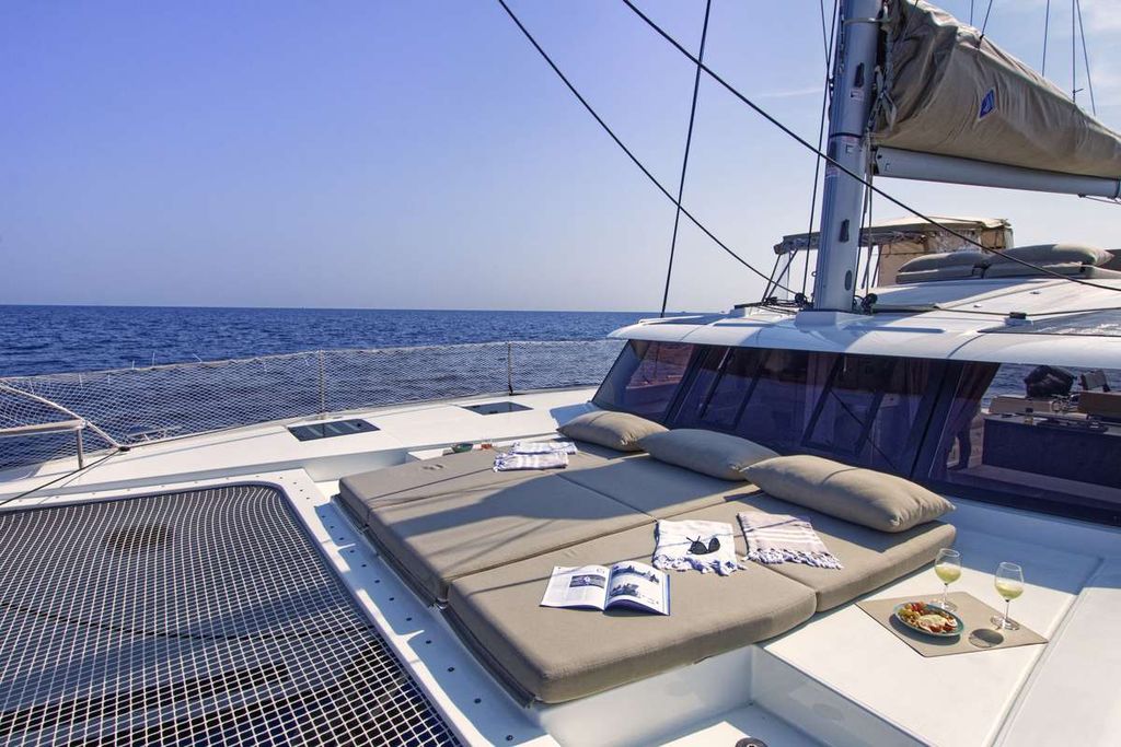 HELIDONI - Boat Images