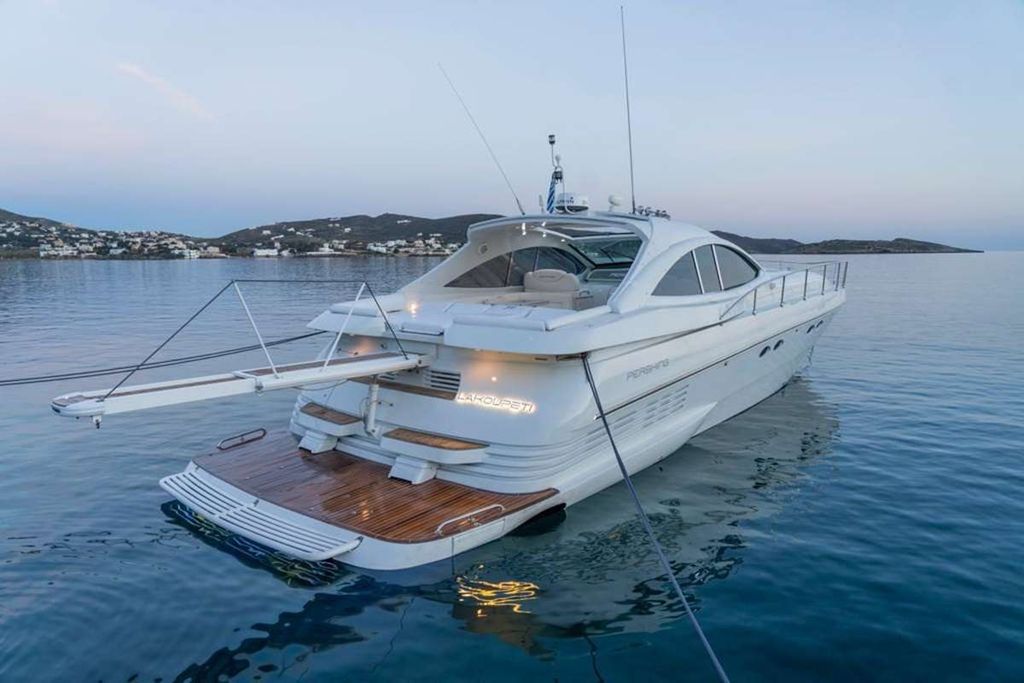 LA KOUPETI - Boat Images
