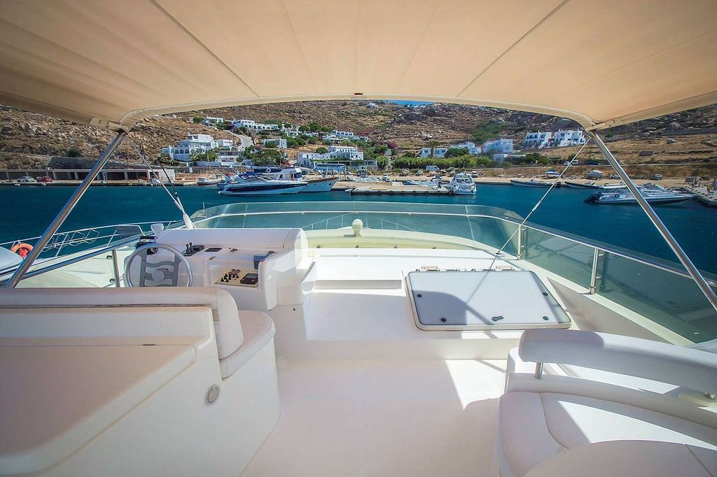 SIMPLY BRILLIANT - Boat Images