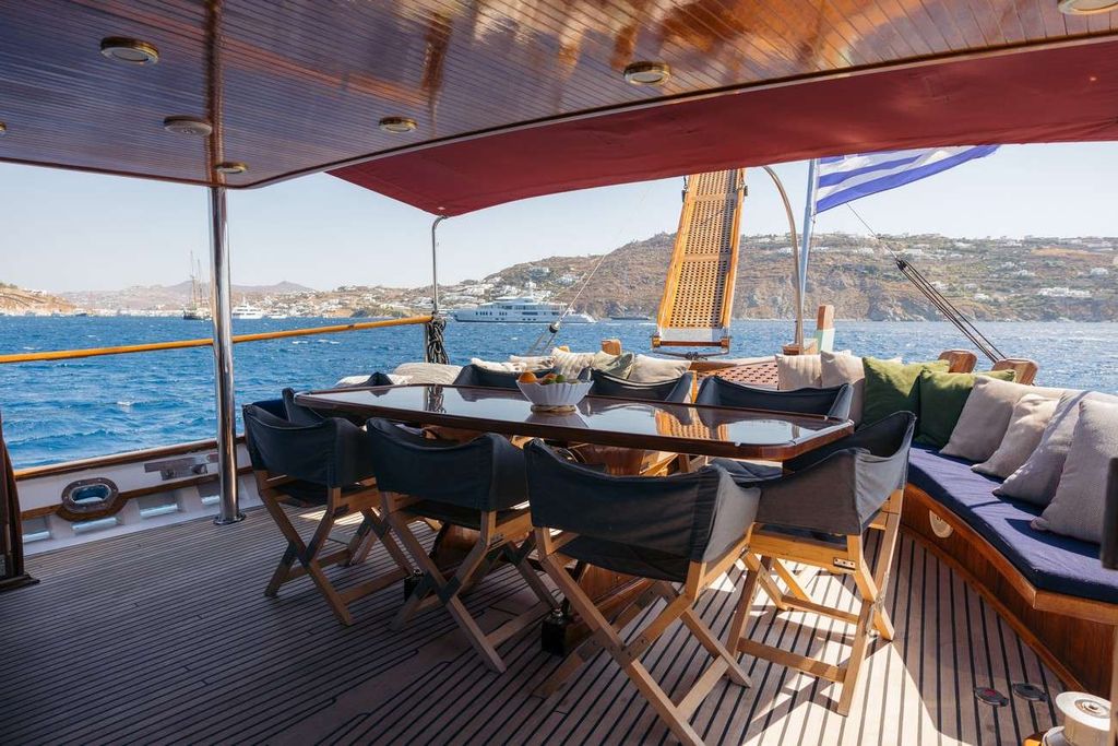 SEATZEN - Boat Images