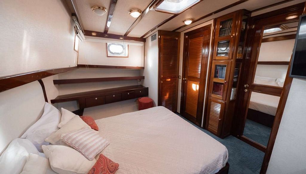 SEATZEN - Boat Images