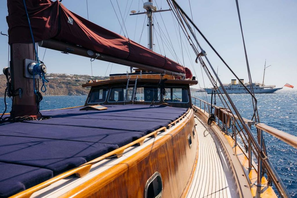 SEATZEN - Boat Images