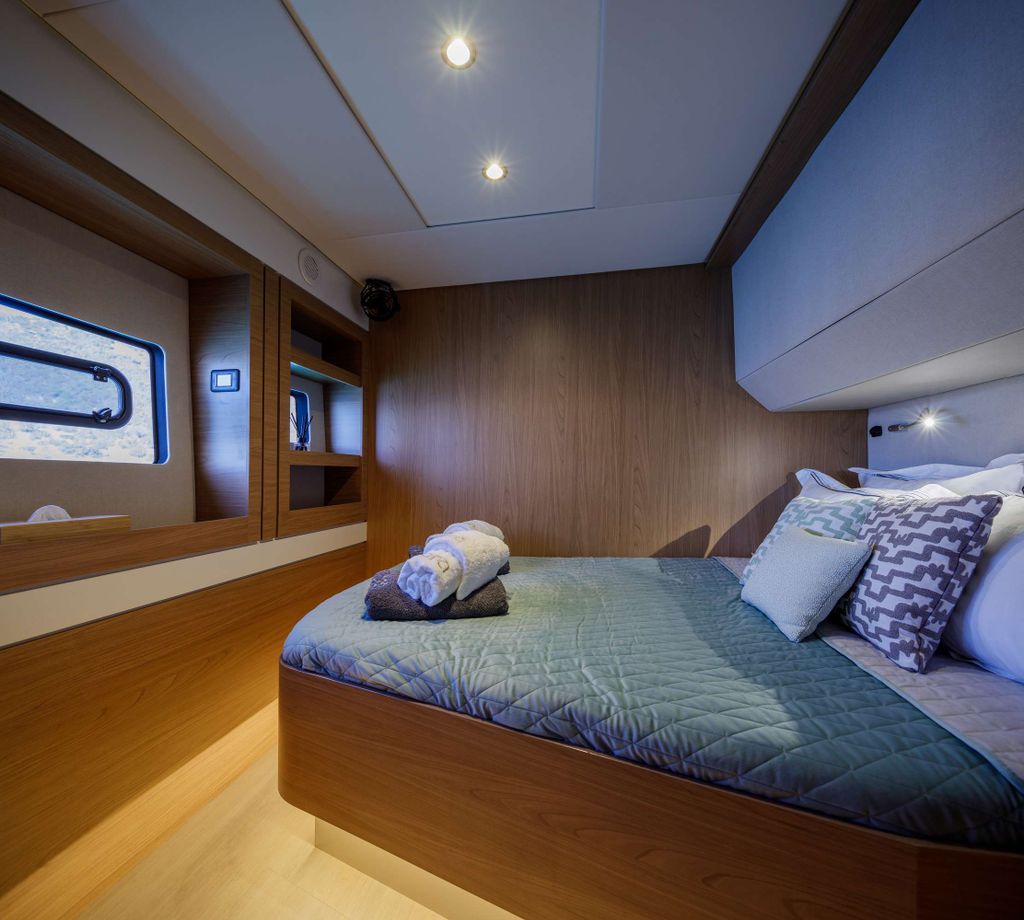 LIBRA - Boat Images