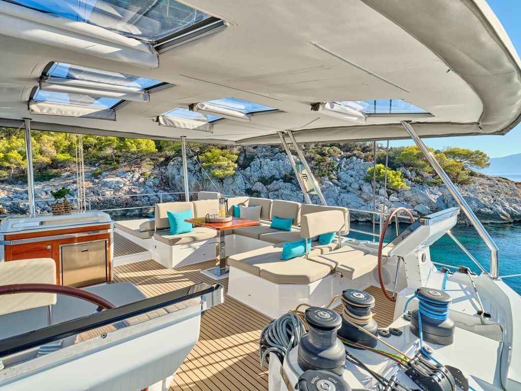 SUNMOON - Boat Images