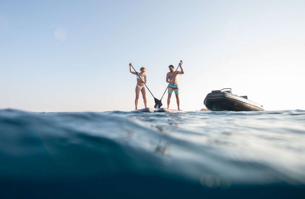 NOMAD II - Boat Images