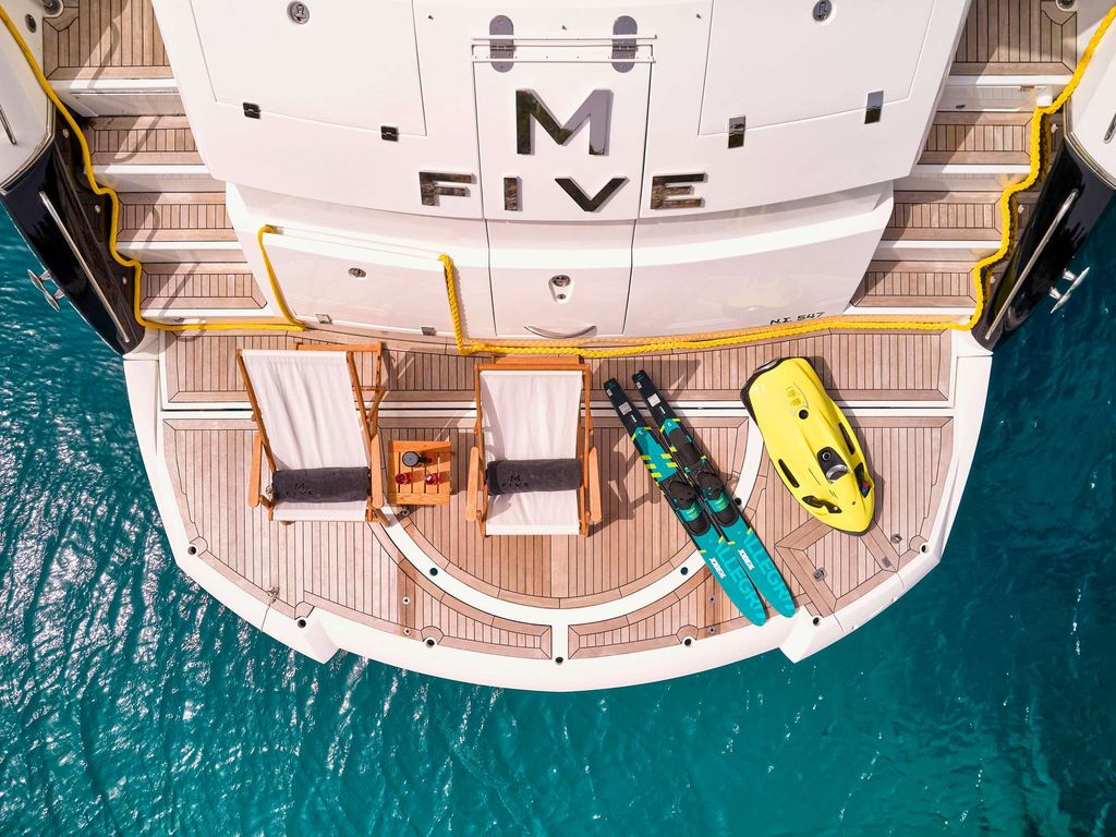 M FIVE - Boat Images