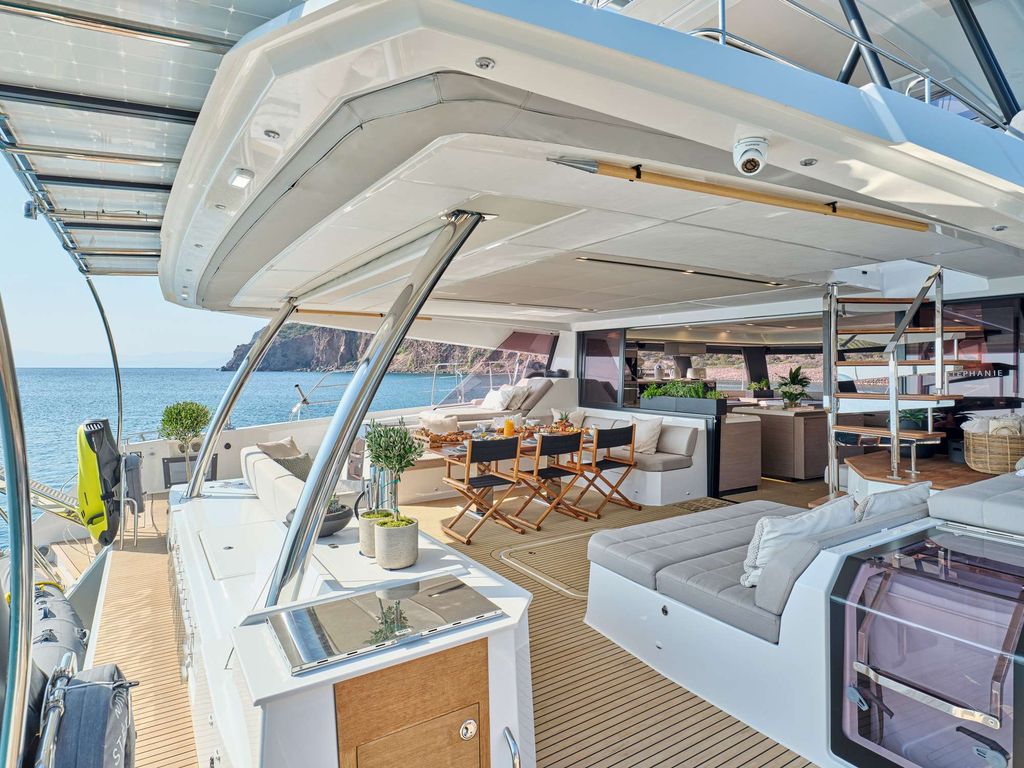 STEPHANIE - Boat Images