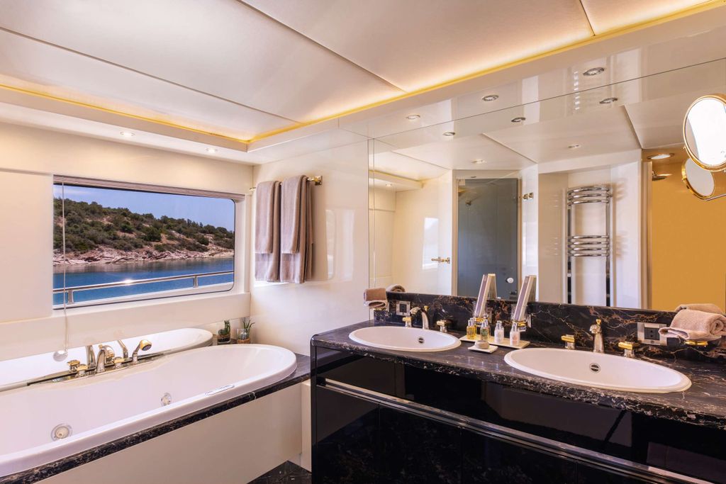 MAGIX - Boat Images