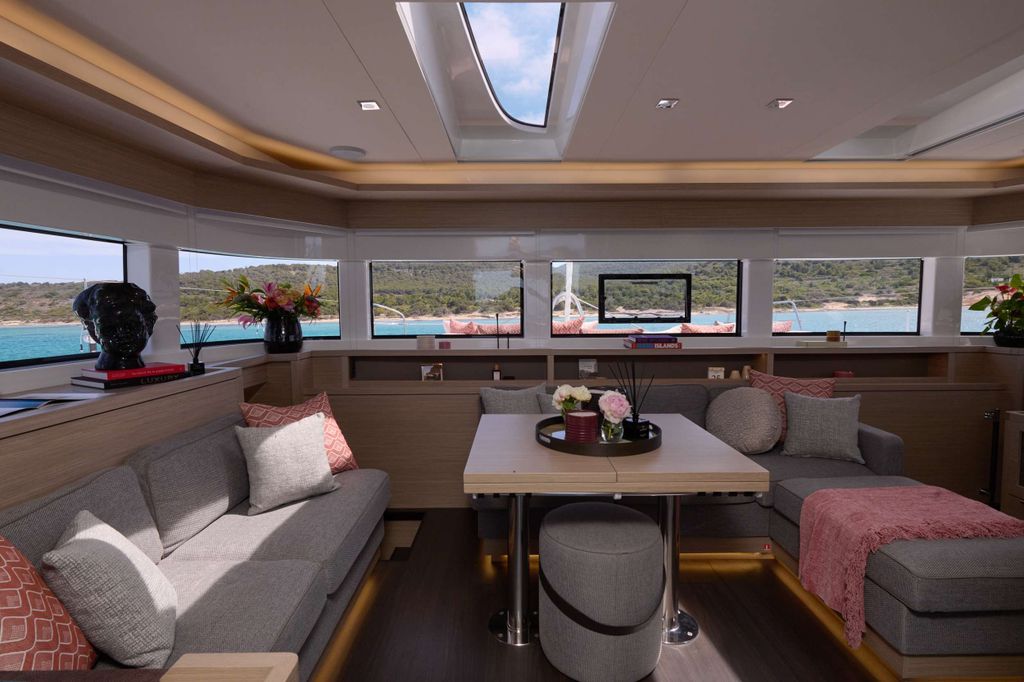 DREAM - Boat Images