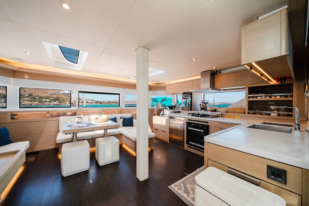 POSEIRA - Boat Images