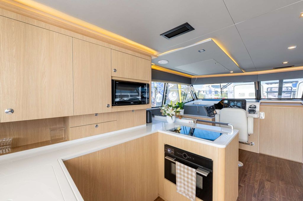 Seaduction - Boat Images