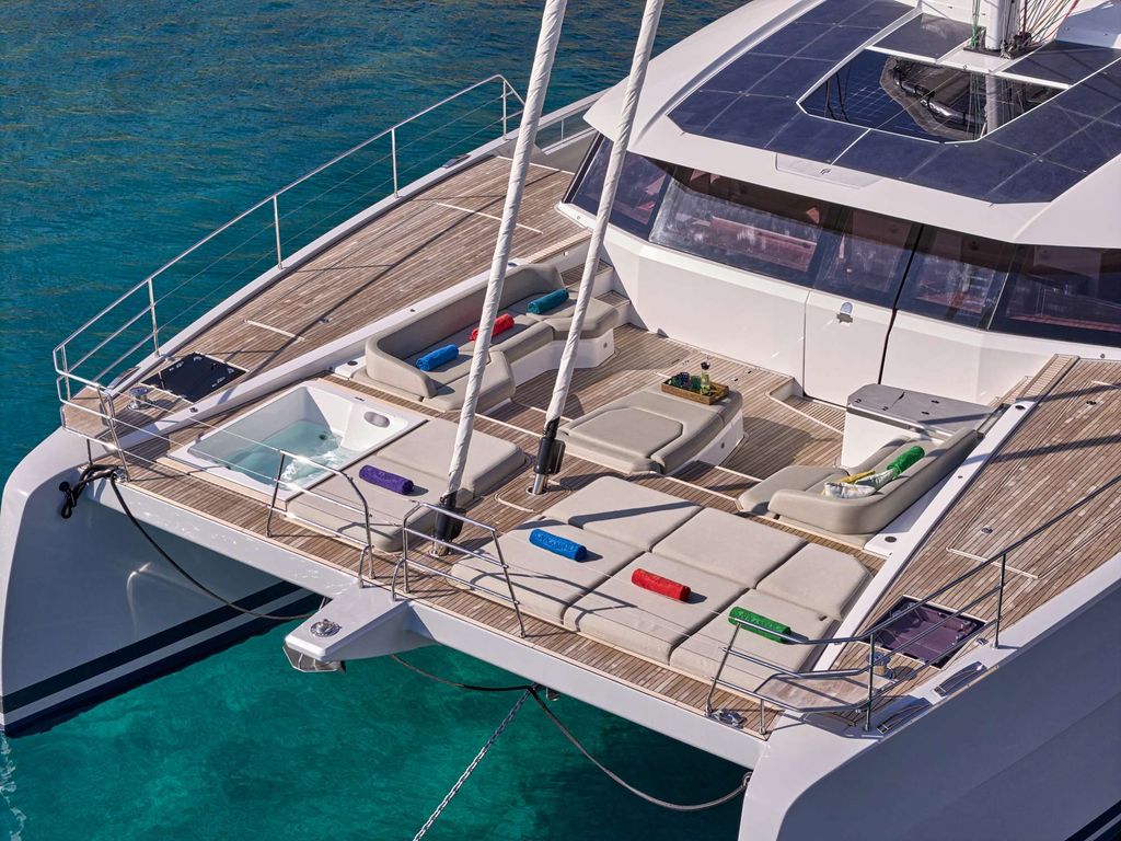 SOL MADININA - Boat Images