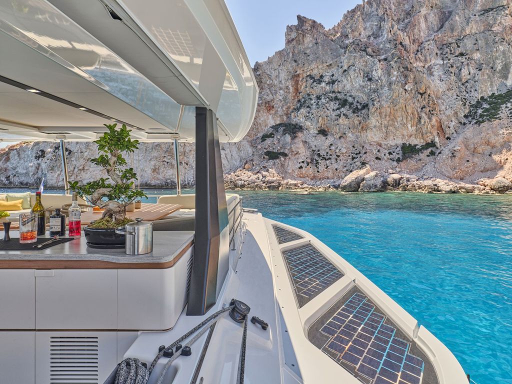 SOL MADININA - Boat Images