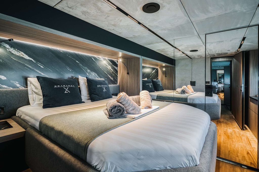 SEABARIT LX - Boat Images