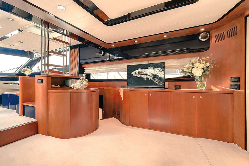 ETERNO - Boat Images