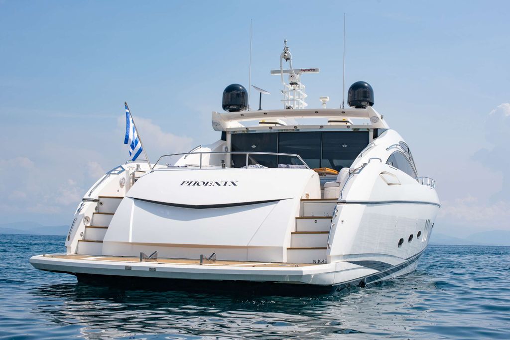 PHOENIX - Boat Images