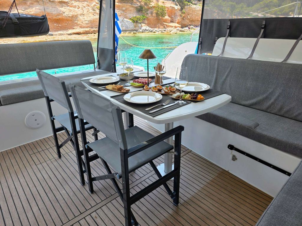 ZALINA - Boat Images