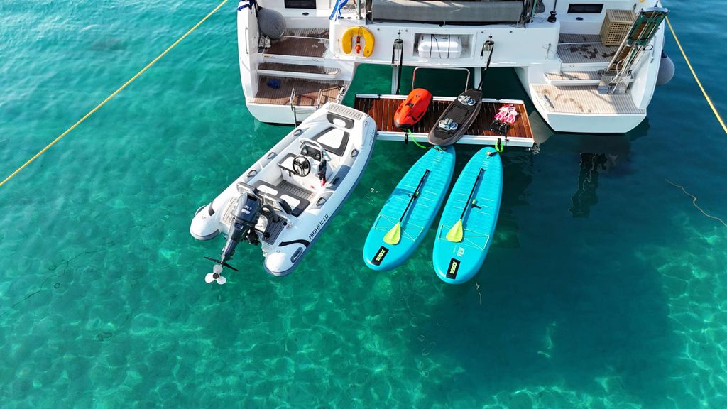 ZALINA - Boat Images