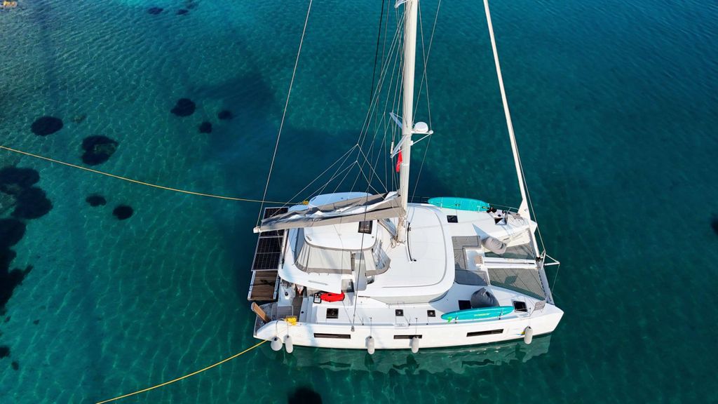ZALINA - Boat Images