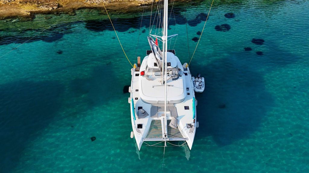 ZALINA - Boat Images