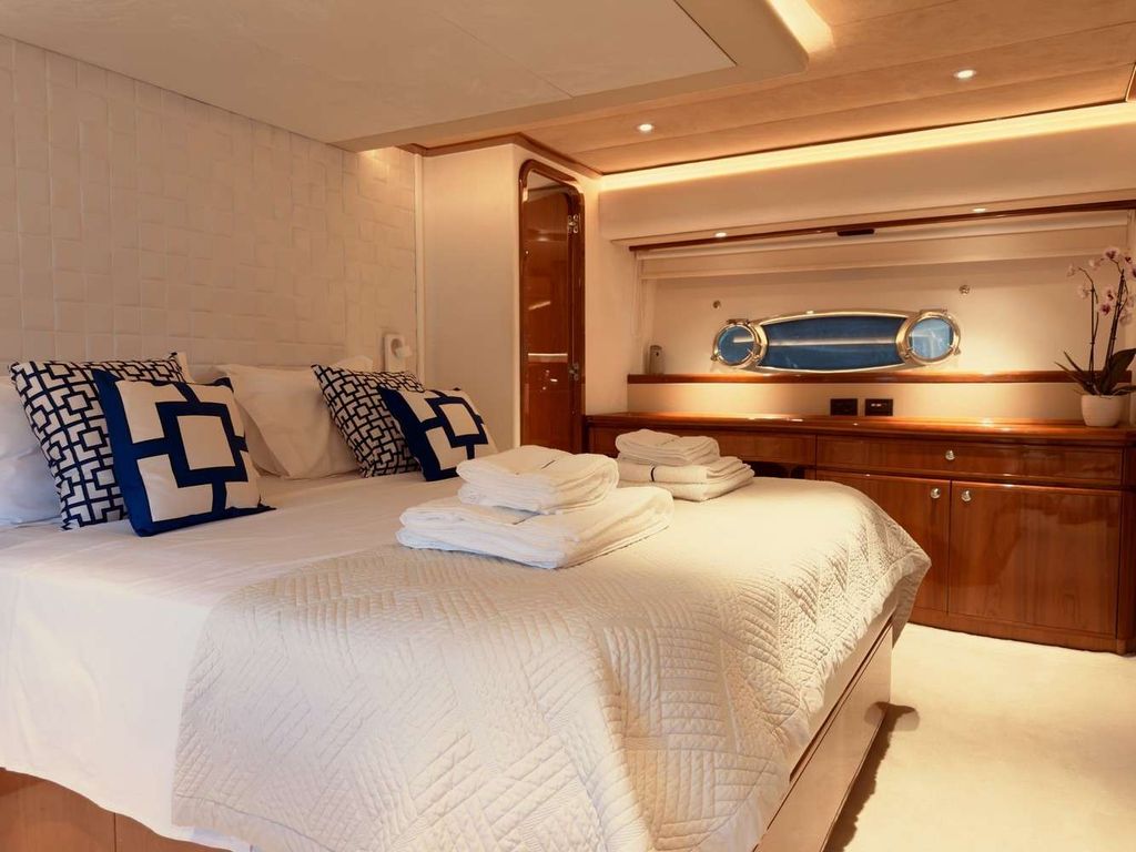 ARCELIA - Boat Images