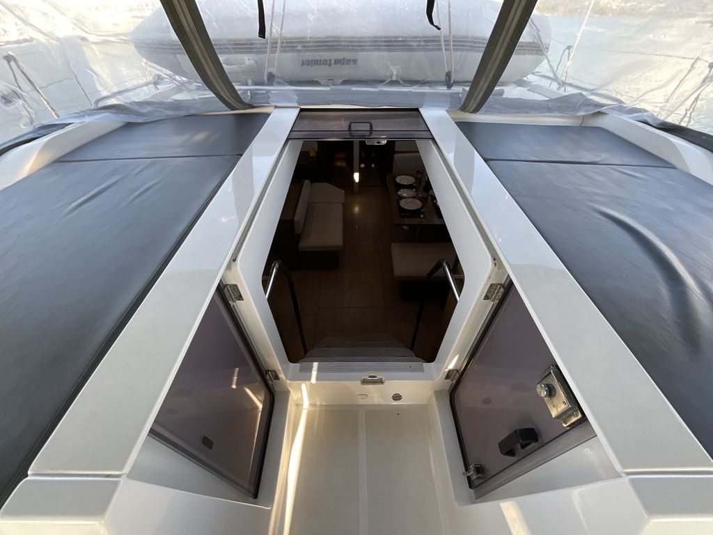 Oceanis 51.1 Pre-owned Sailing Yacht for Sale in Greece - Boat Images