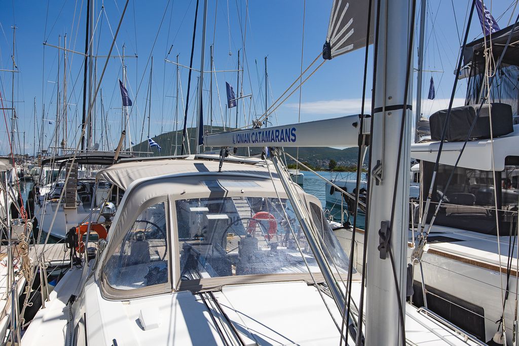 Peace – Oceanis 41.1 - Boat Images