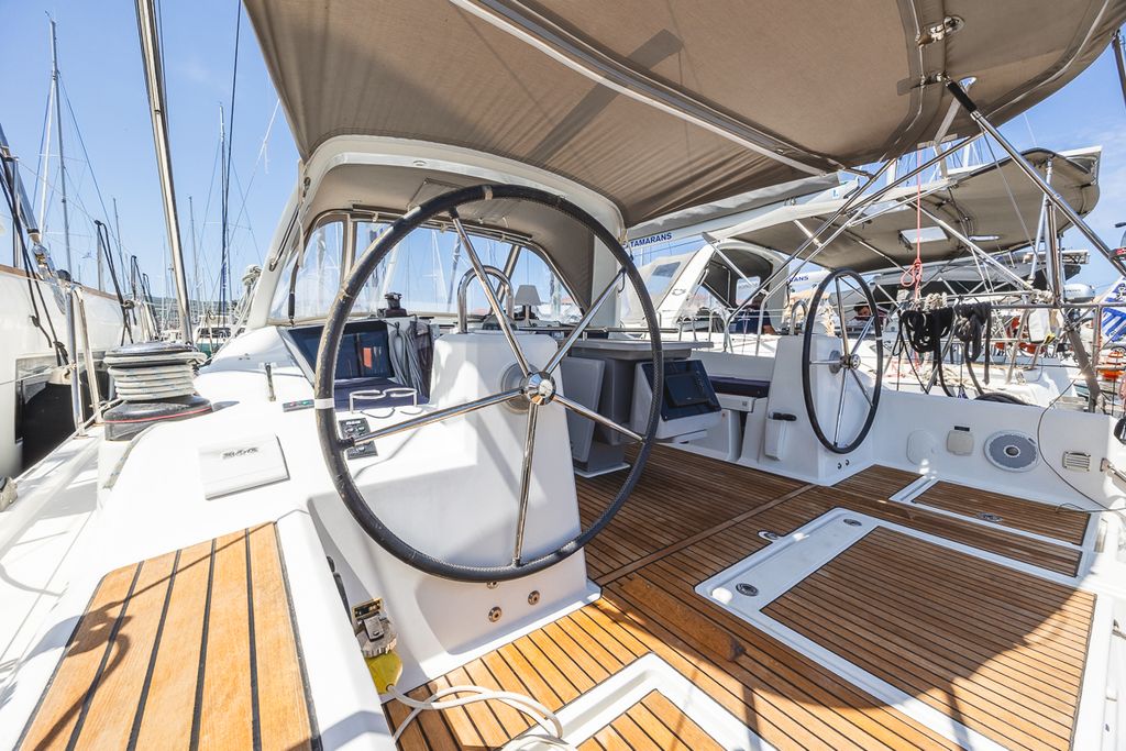 Peace – Oceanis 41.1 - Boat Images