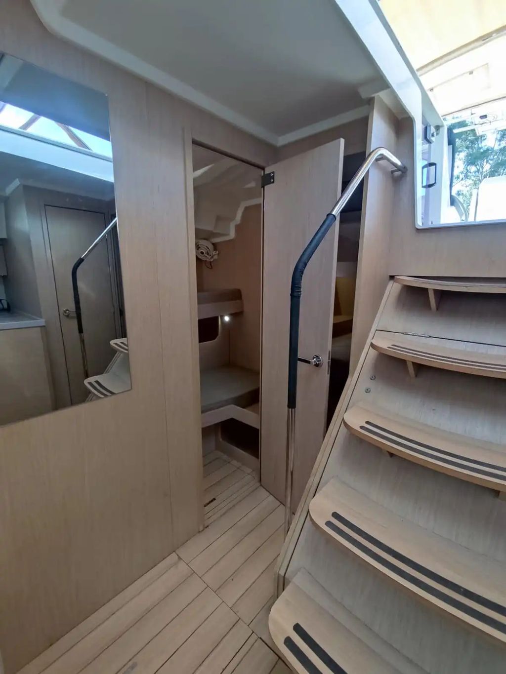 Dima II – Oceanis 51.1 - Boat Images