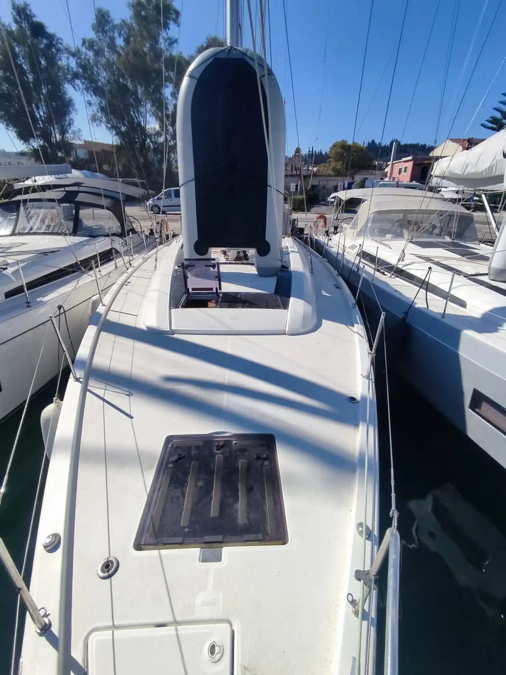 Dima II – Oceanis 51.1 - Boat Images