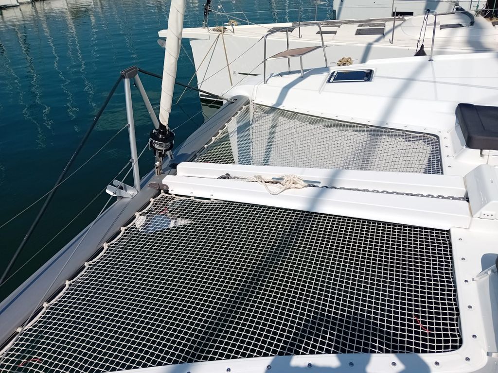 Ervis - Boat Images