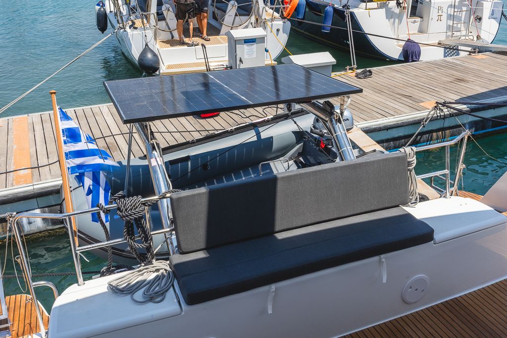 Deva – Lagoon 40 - Boat Images