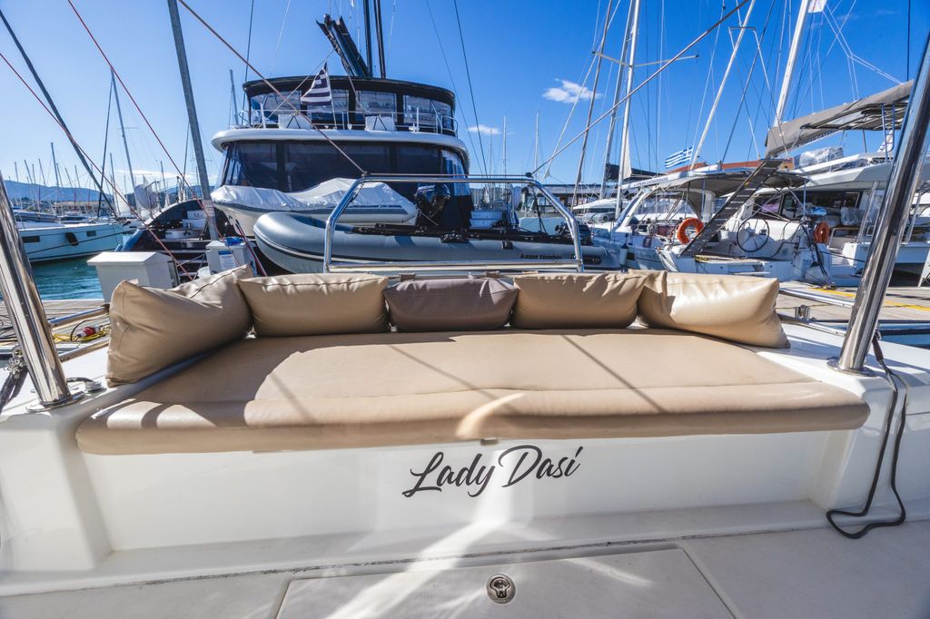 Lady Dasi - Boat Images